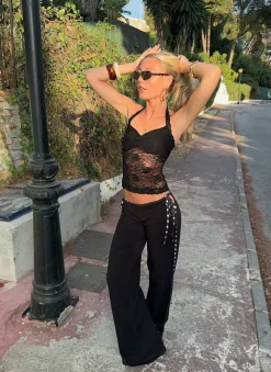 Design By Si Nicola halternecktop i blonde - Sort Online