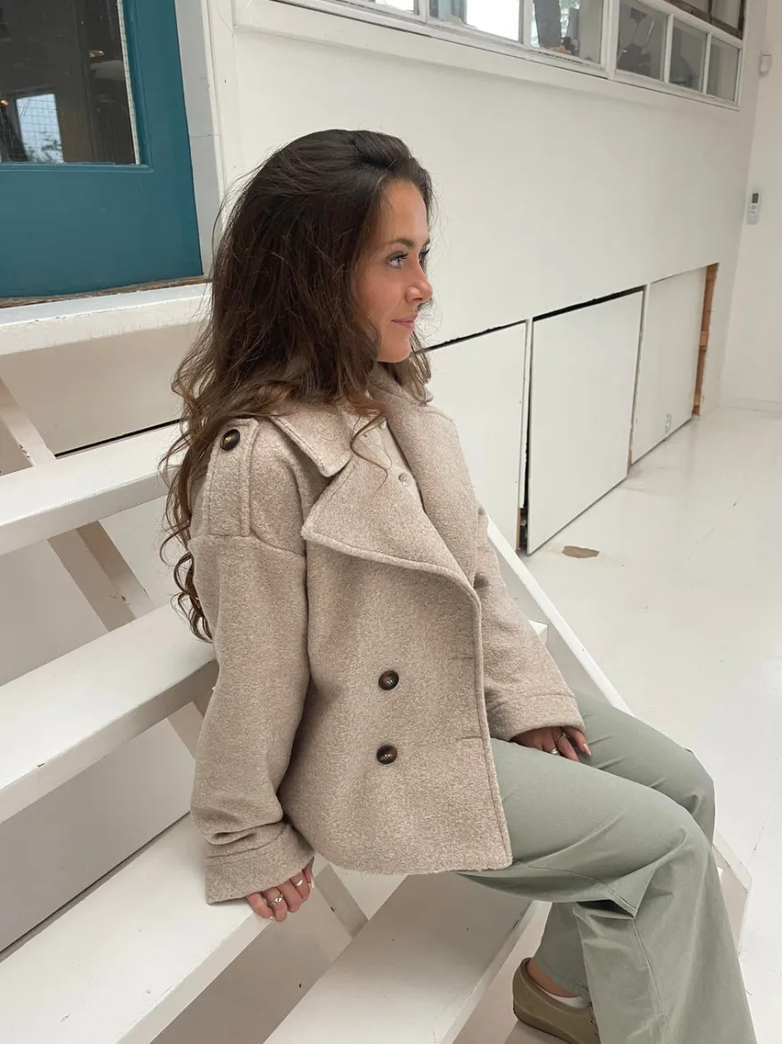 Design By Si Nicole kort frakke - beige Discount