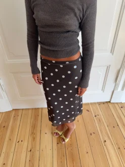 Design By Si Nielsine mesh nederdel med polkaprikker - Brun/hvid