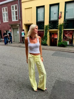 Design By Si Nula suitbukser med bindebælte - Gul Sale