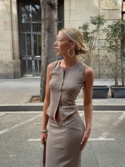Design By Si Osccarra top med knapper - Beige Best