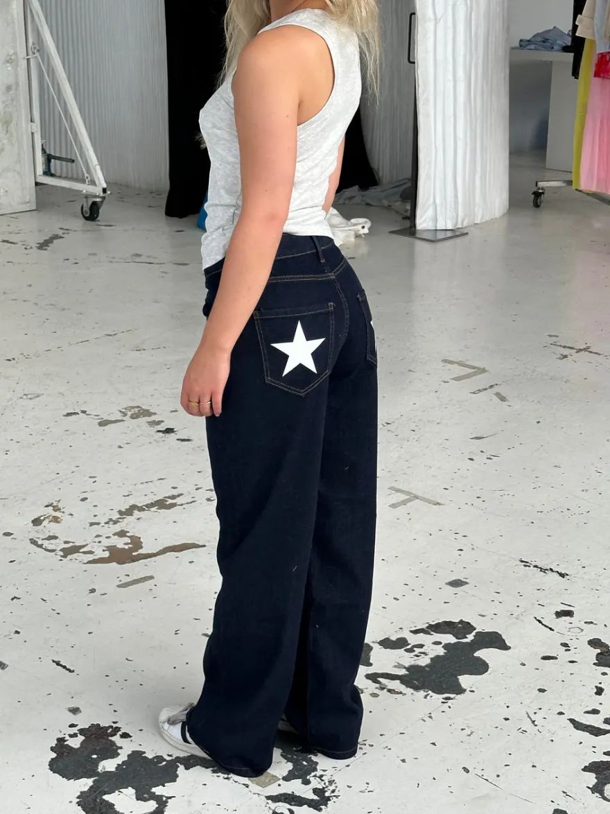 Design By Si Oversized stjerne jeans - Hvide stjerner Sale
