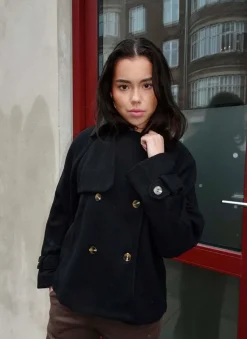 Design By Si Patricia kort trenchcoat - Sort Discount