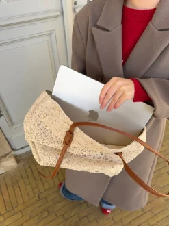 Design By Si Porto Alegre skuldertaske med blonde - Beige Clearance