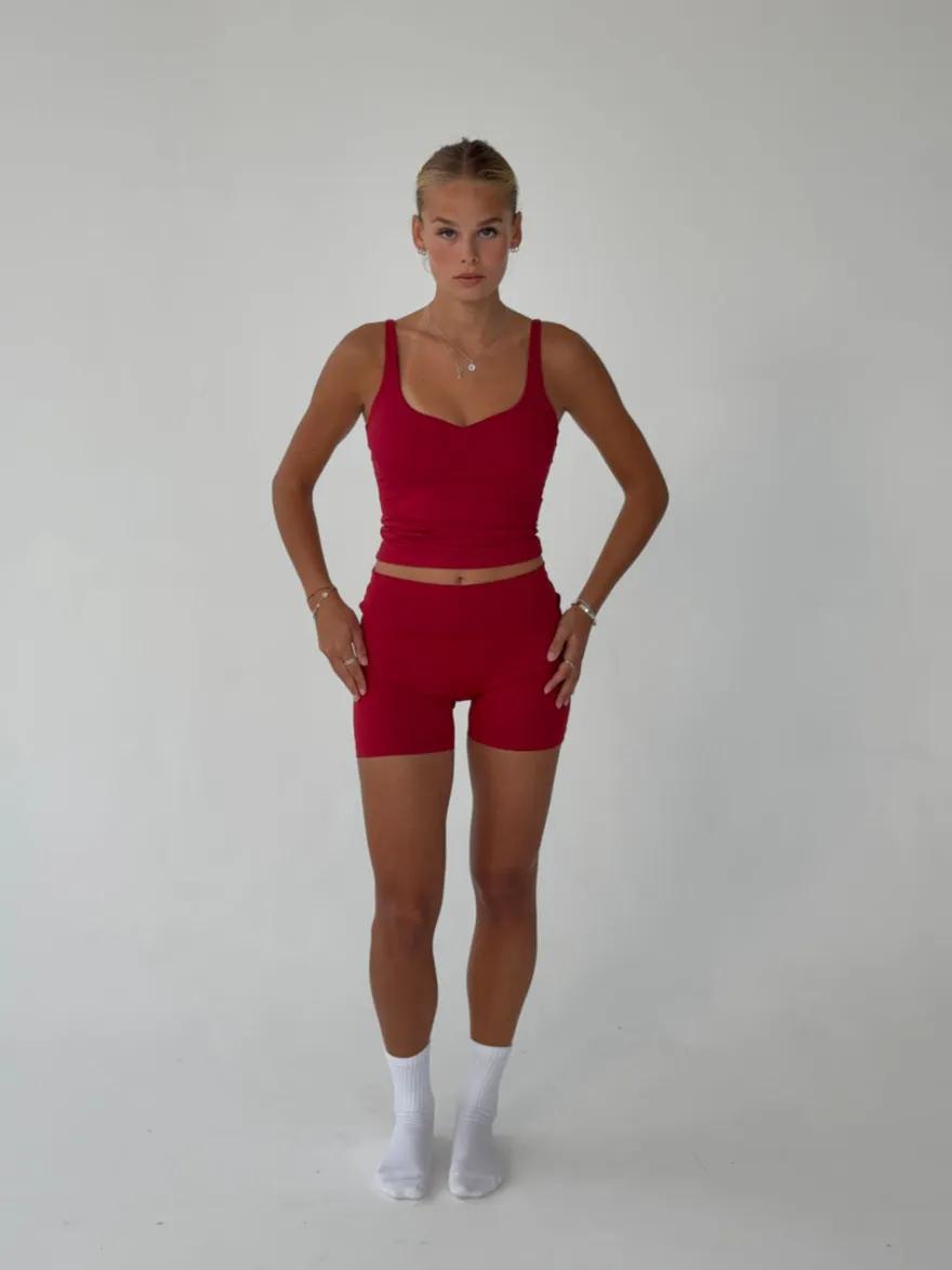 Design By Si Prosper tank top - Cherry Best