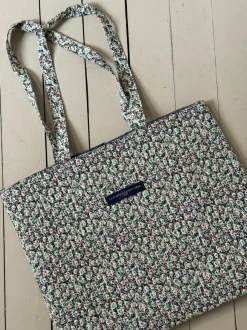 Design By Si Rhodes net med blomster - grøn/hvid/rød Clearance