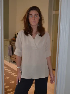 Design By Si Ria bluse i hørblanding - Beige Clearance