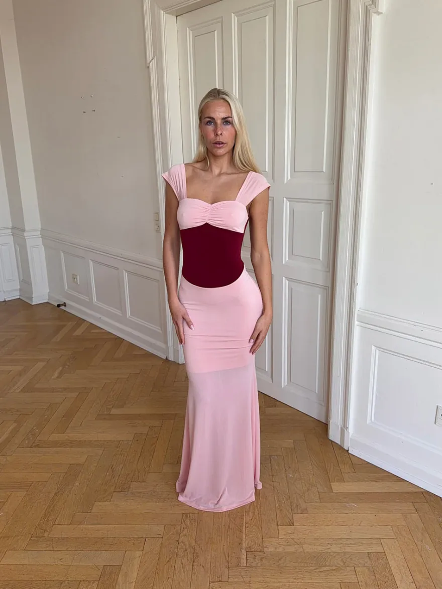 Design By Si Rosa kjole - Lyserød/rød Online