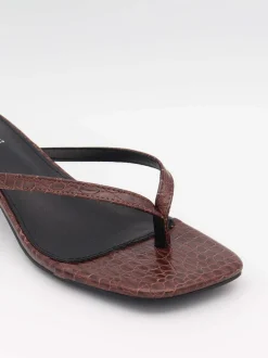 Design By Si Safine mules med krokodilleprint - Brun