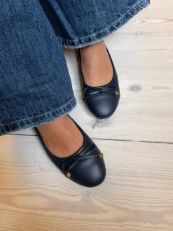 Design By Si Sasusina ballerina - Navy Outlet