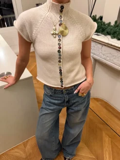 Design By Si Scandivv kortærmet strik med knapper - Beige/off white Online