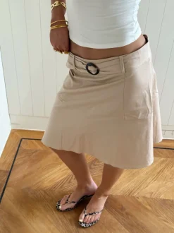 Design By Si Scandivv nederdel med bælte - Beige Clearance