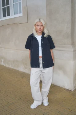 Design By Si Siff kortærmet skjorte i denim - Grå Online