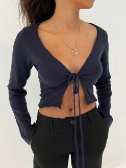 Design By Si Simona 2 ways bindebluse - Navy Online