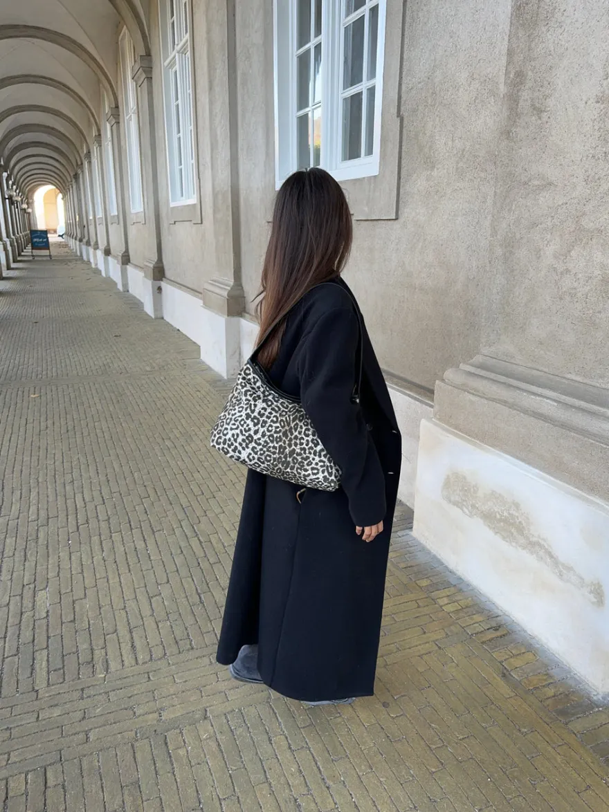 Design By Si Singapore taske - Leopard Clearance