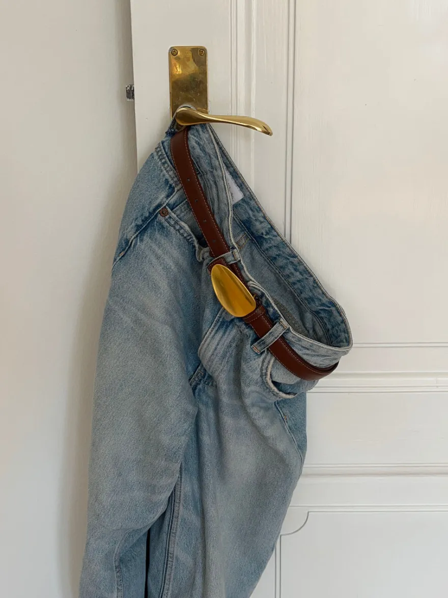 Design By Si Sleek bælte - Brun/guld Hot
