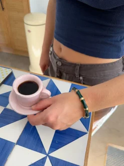Design By Si Sola armbånd med guld detaljer - Mørke Grøn Hot