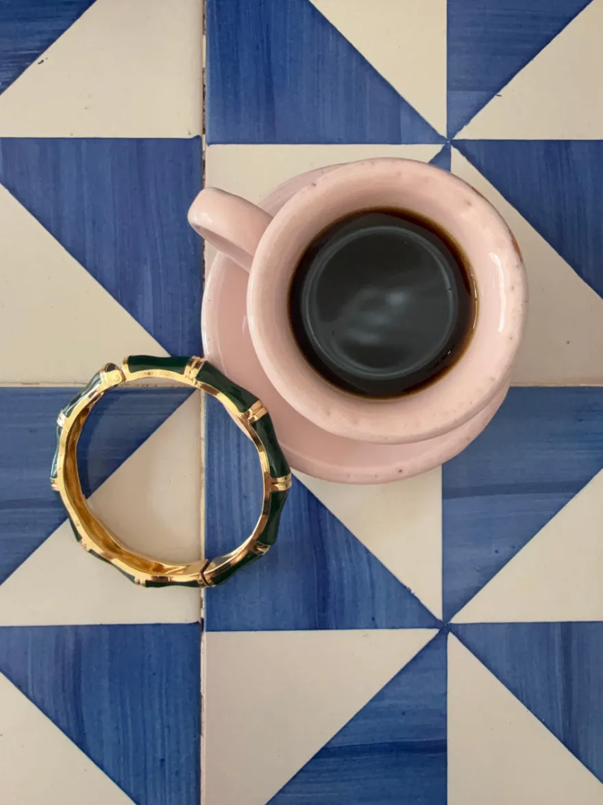 Design By Si Sola armbånd med guld detaljer - Mørke Grøn Hot