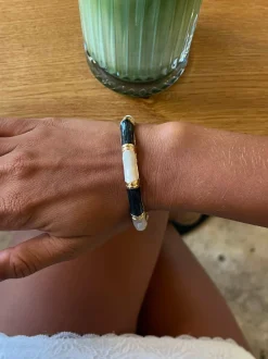 Design By Si Sola armbånd med striber - Sort/hvid New