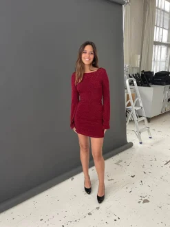 Design By Si Solange glitterkjole med åben ryg - Rød Hot