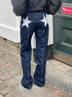 Design By Si Star jeans med hvide stjerner - Mørk denim Outlet
