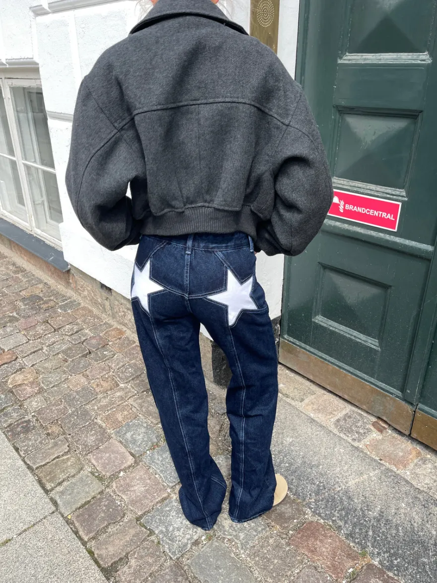 Design By Si Star jeans med hvide stjerner - Mørk denim Outlet