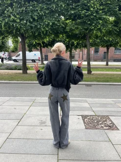 Design By Si Star jeans med kaki stjerner - Grå