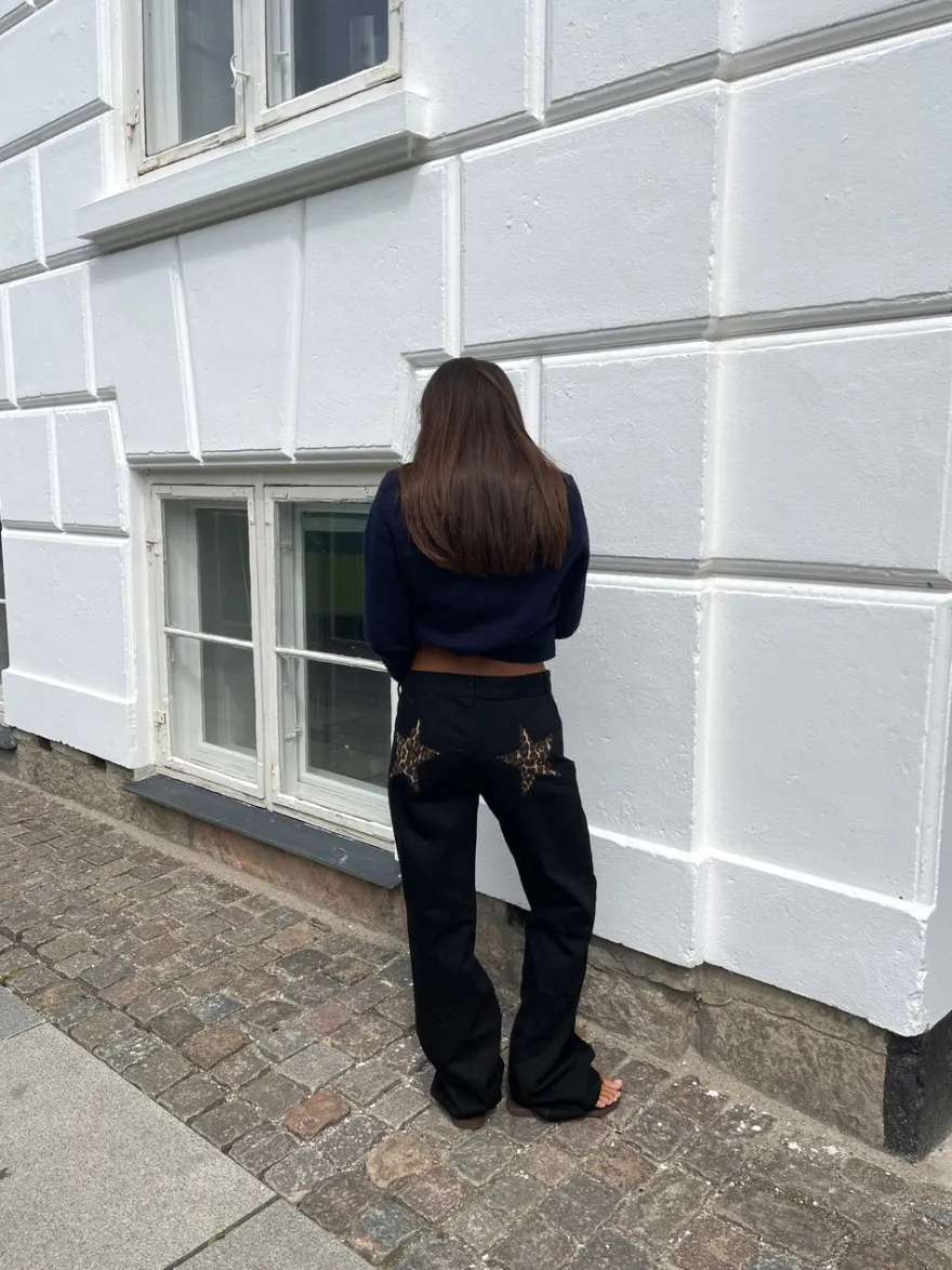 Design By Si Star jeans med leopard stjerner - Sort