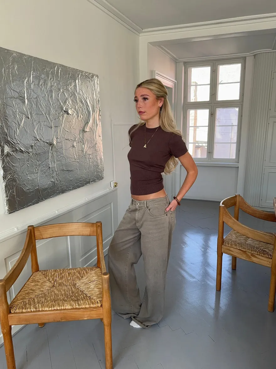 Design By Si Sylvia strikket t-shirt - Brun Hot