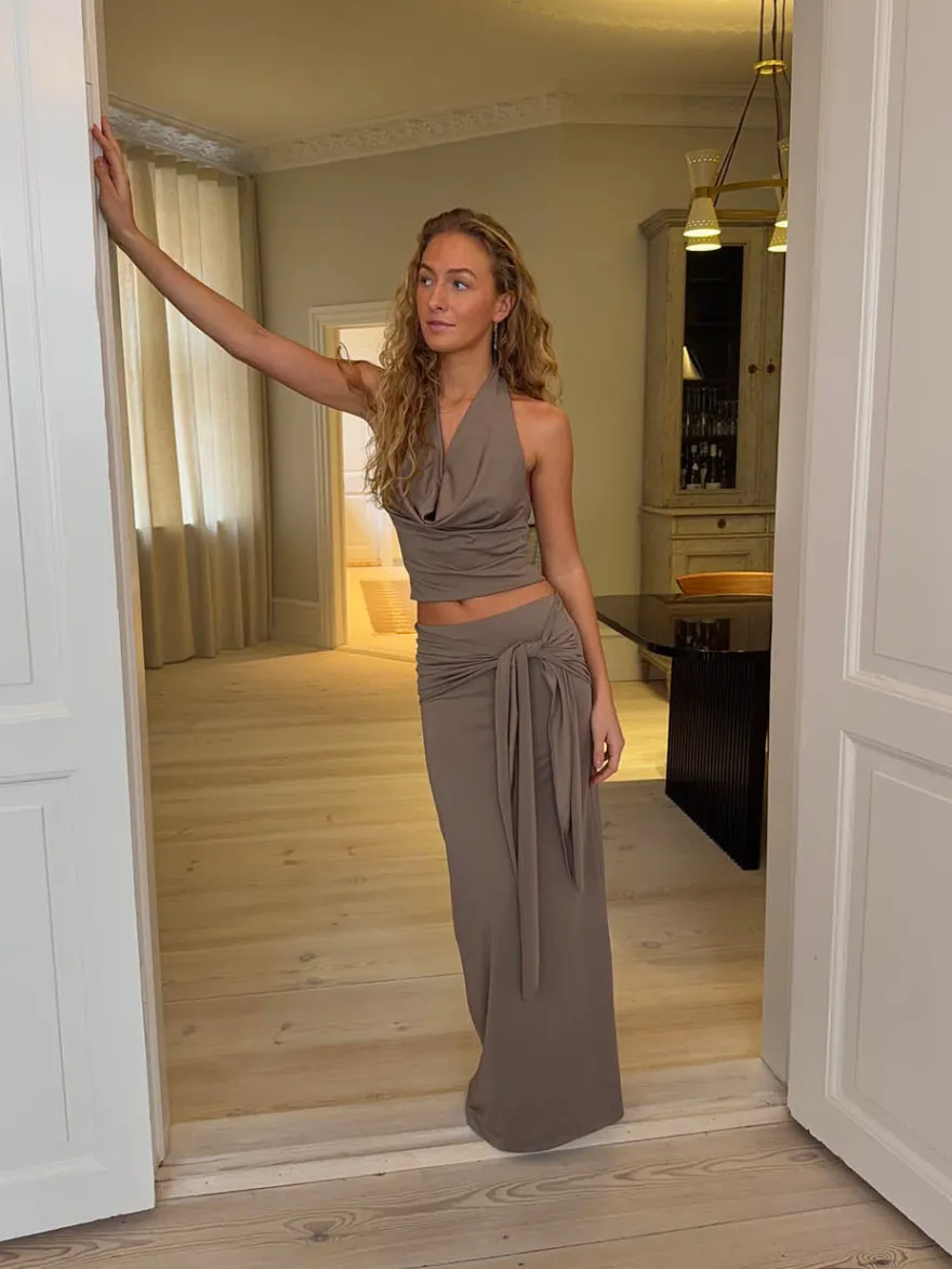 Design By Si Tella halternecktop - Taupe Sale