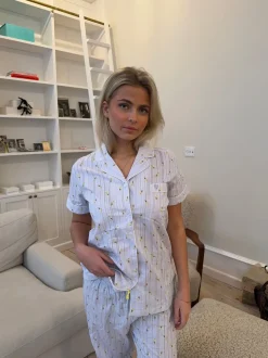 Design By Si Tinna pyjamas sæt med isvafler - Blå/hvid Sale