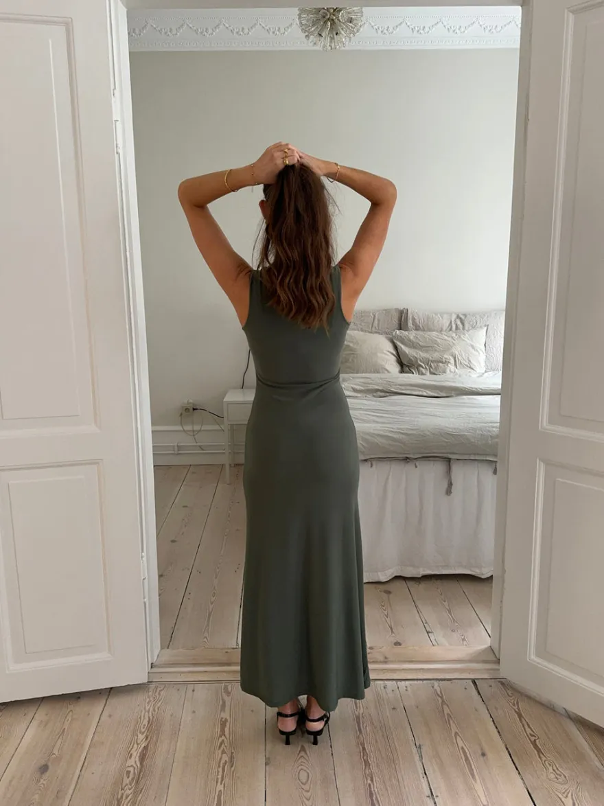 Design By Si Tita maxikjole - Sagegrøn