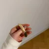 Design By Si Tove armbånd med mønster - Nude/hvid/brun