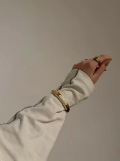 Design By Si Tove armbånd med mønster - Nude/hvid/brun