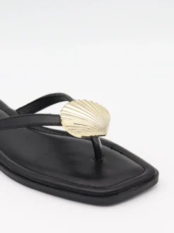 Design By Si Trina sandaler med muslingedetalje - Sort/guld Best