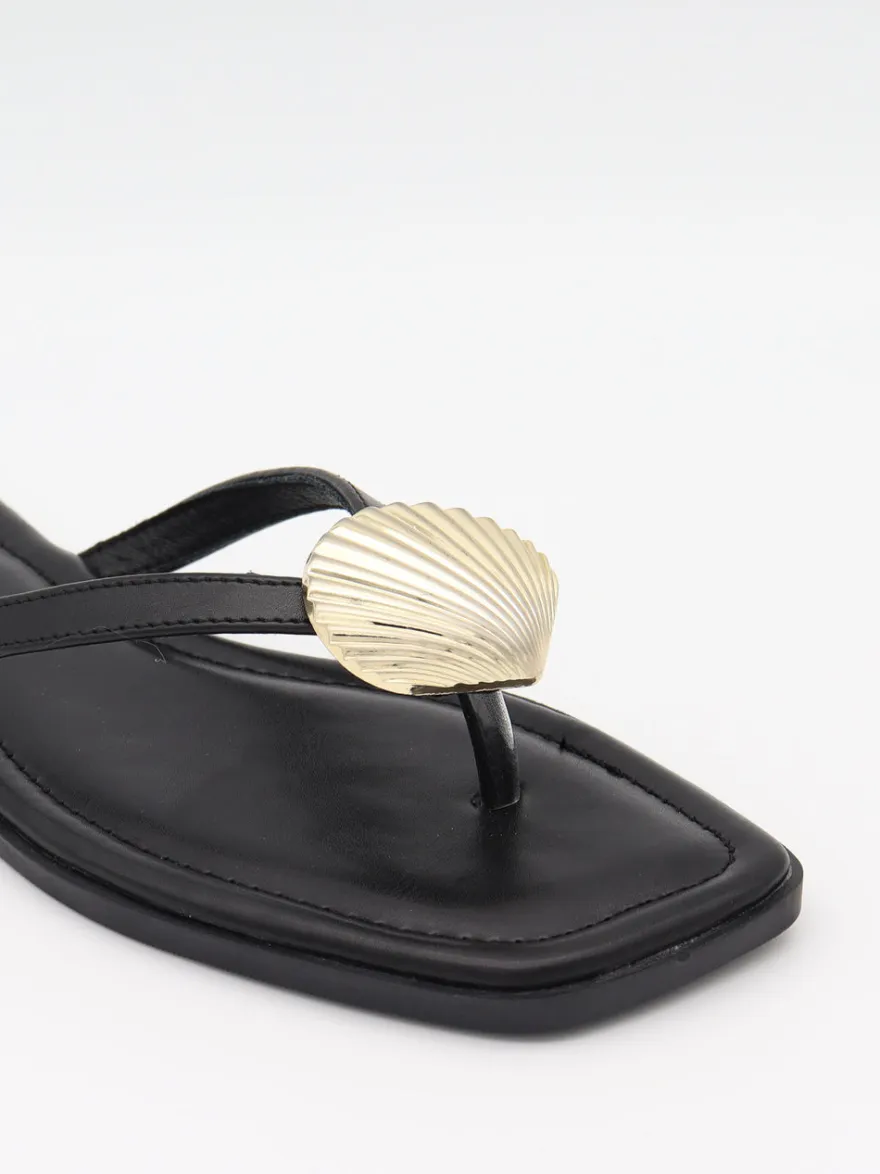 Design By Si Trina sandaler med muslingedetalje - Sort/guld Best