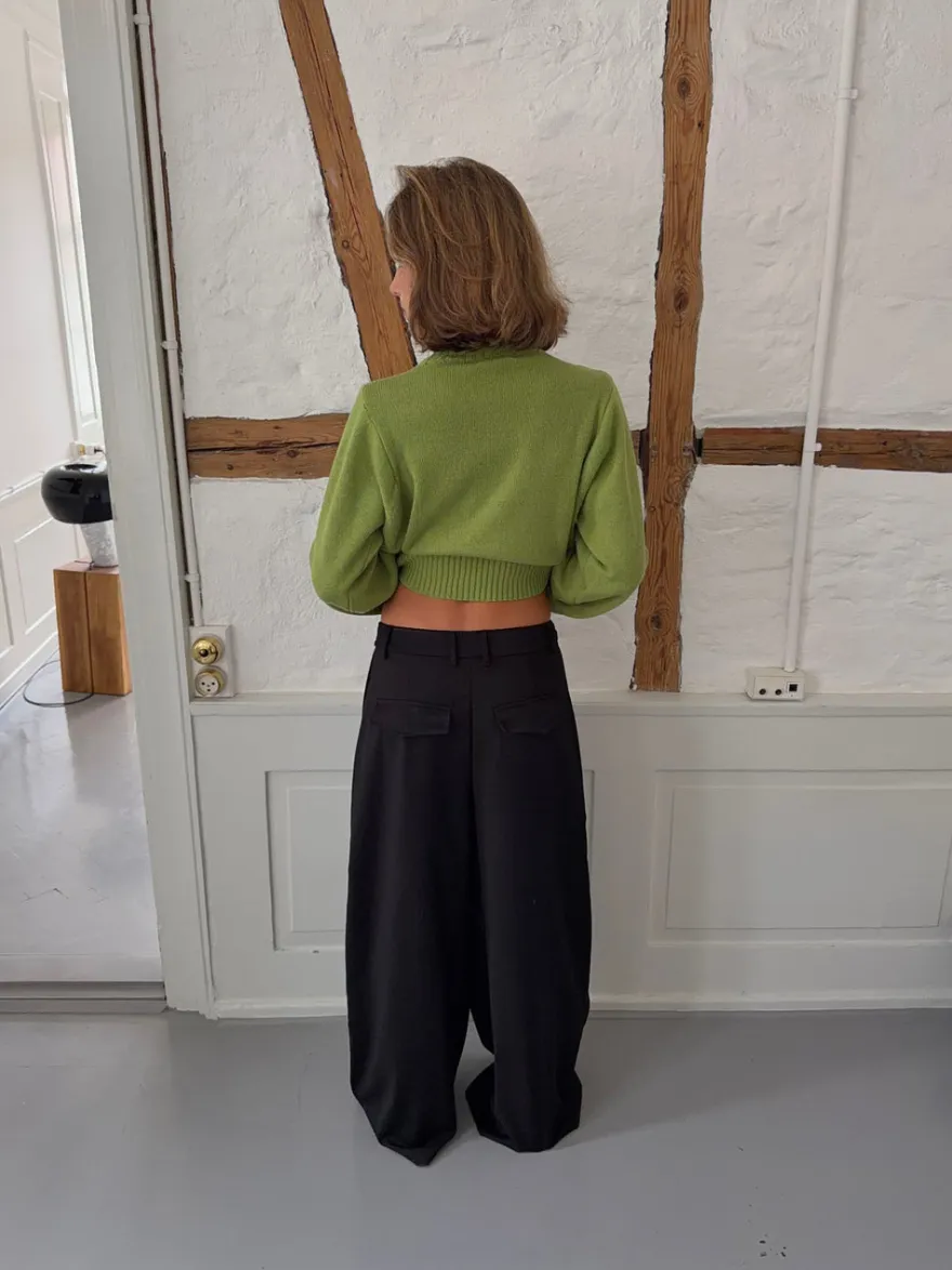 Design By Si Trina suitbukser med spændedetalje - Sort Best