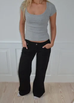 Design By Si Tuva lavtaljede jeans - Sort Sale