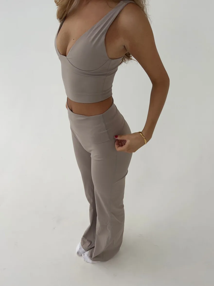 Design By Si Ultimate v-neck top - Ash Sale