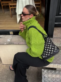 Design By Si Valdamara oversized striktrøje med turtleneck - Limegrøn Sale