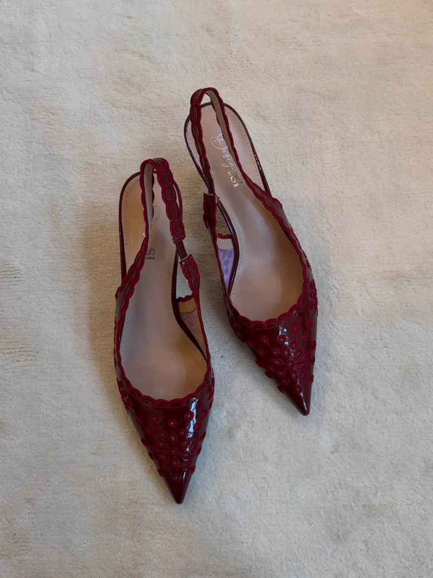 Design By Si Ydun slingback hæle med detaljer - Rød