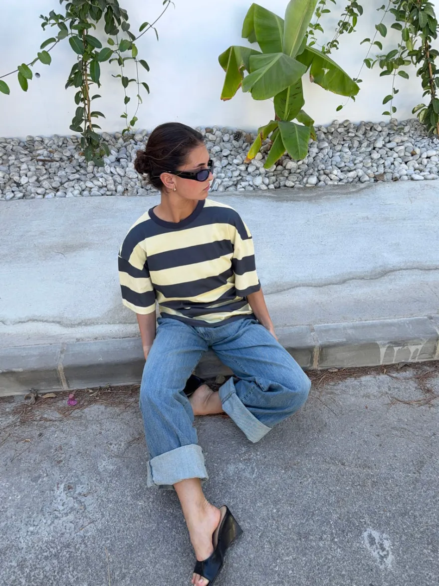 Design By Si Zinnia oversized t-shirt - Gul/grå Online