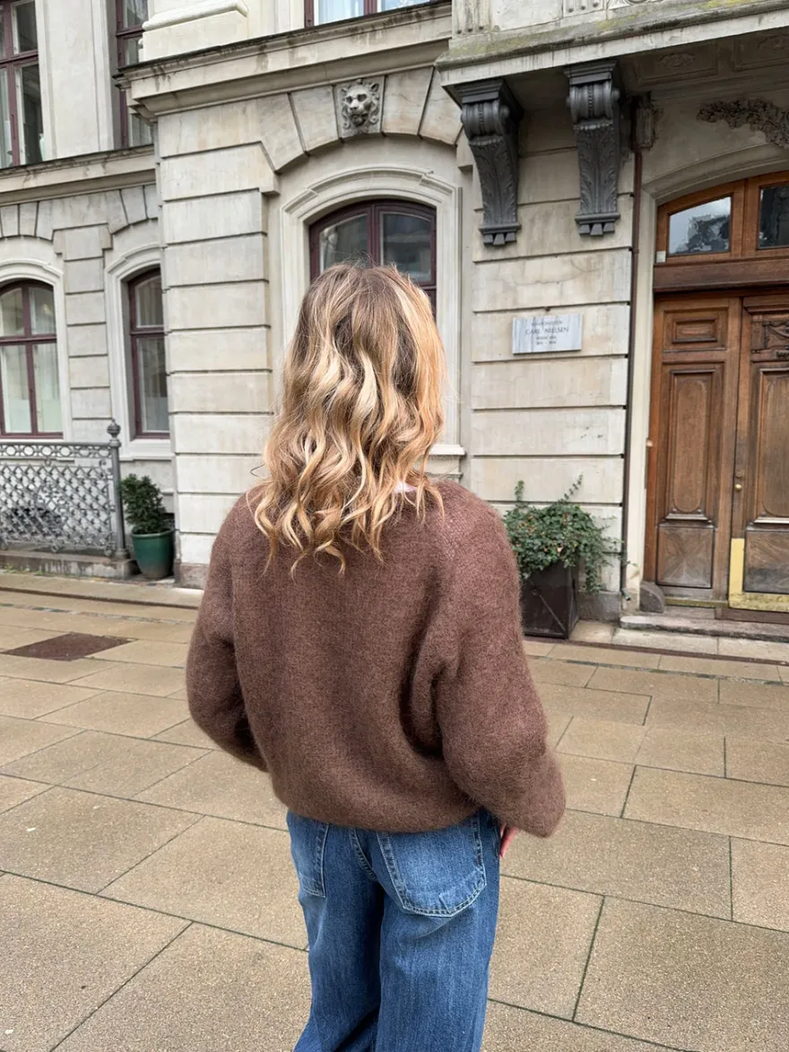 Design By Si Zuzanna mohair striktrøje - Brun Clearance